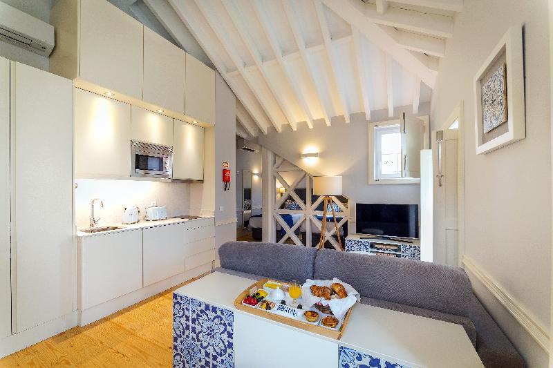 Apartahotel Baixa - Luxury 4*